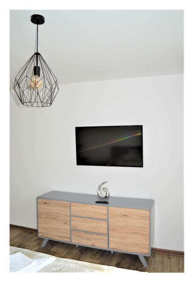 Sgl Apartments Lavickova Trenčín Dış mekan fotoğraf